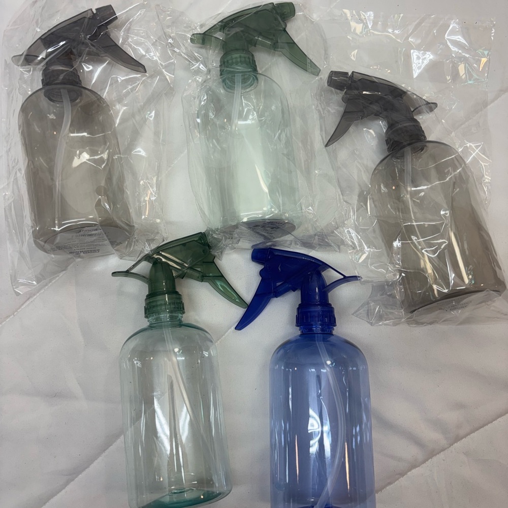 New Set of 5 Room Essentials Spray Bottle 17 fl oz Set - Gray, Green, Blue